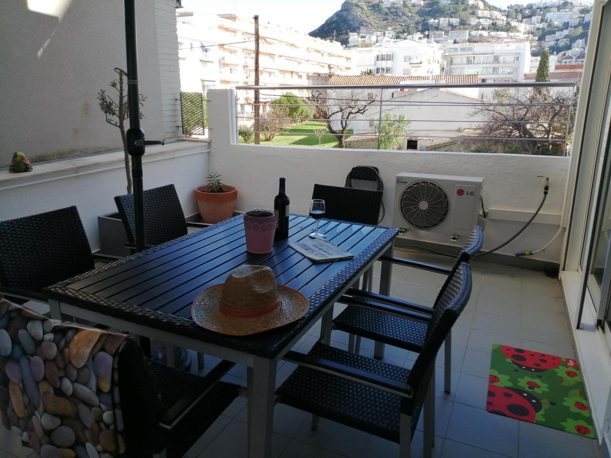 Apartaments Oller Centro Ρόζες Εξωτερικό φωτογραφία