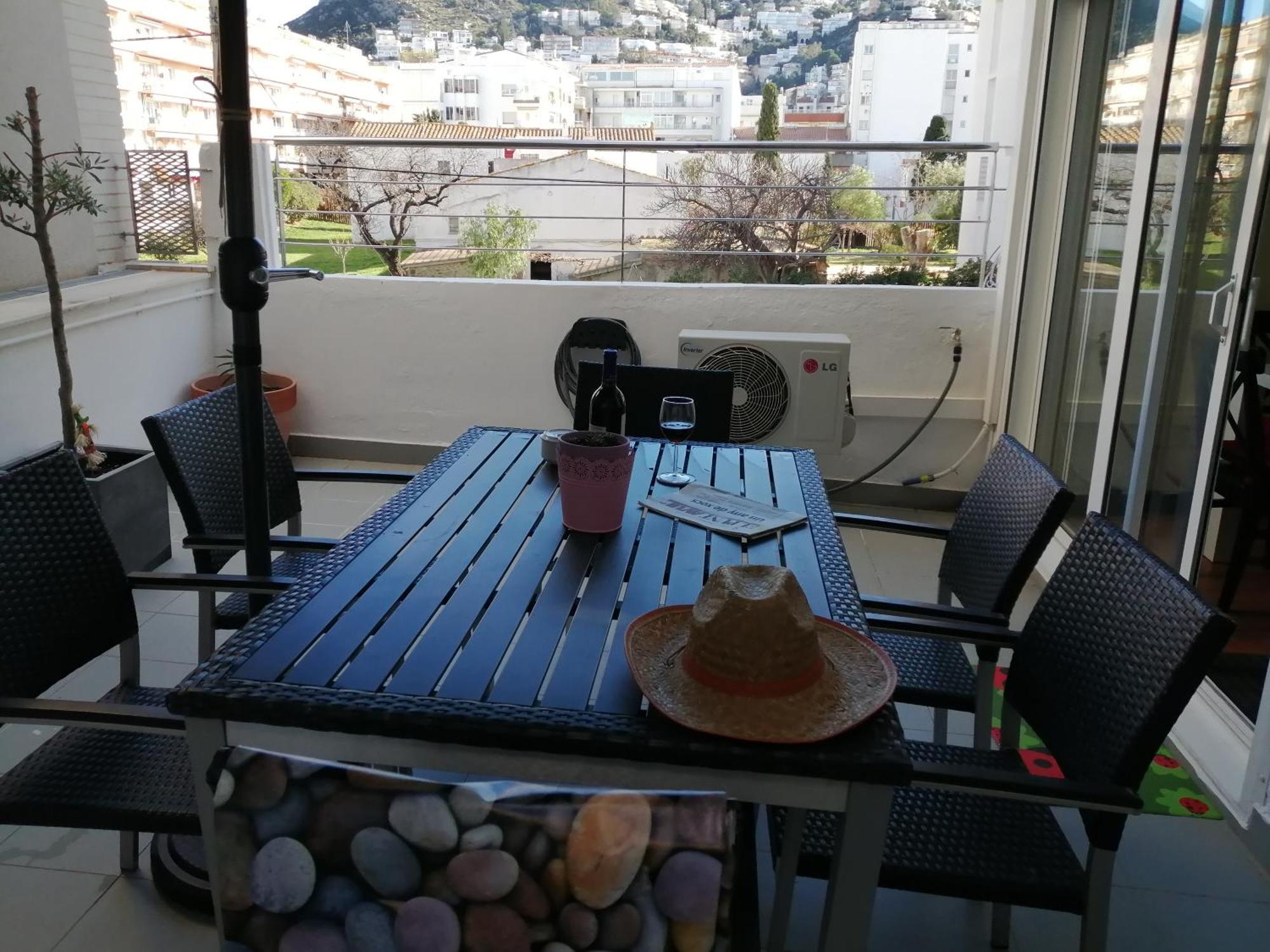 Apartaments Oller Centro Ρόζες Εξωτερικό φωτογραφία